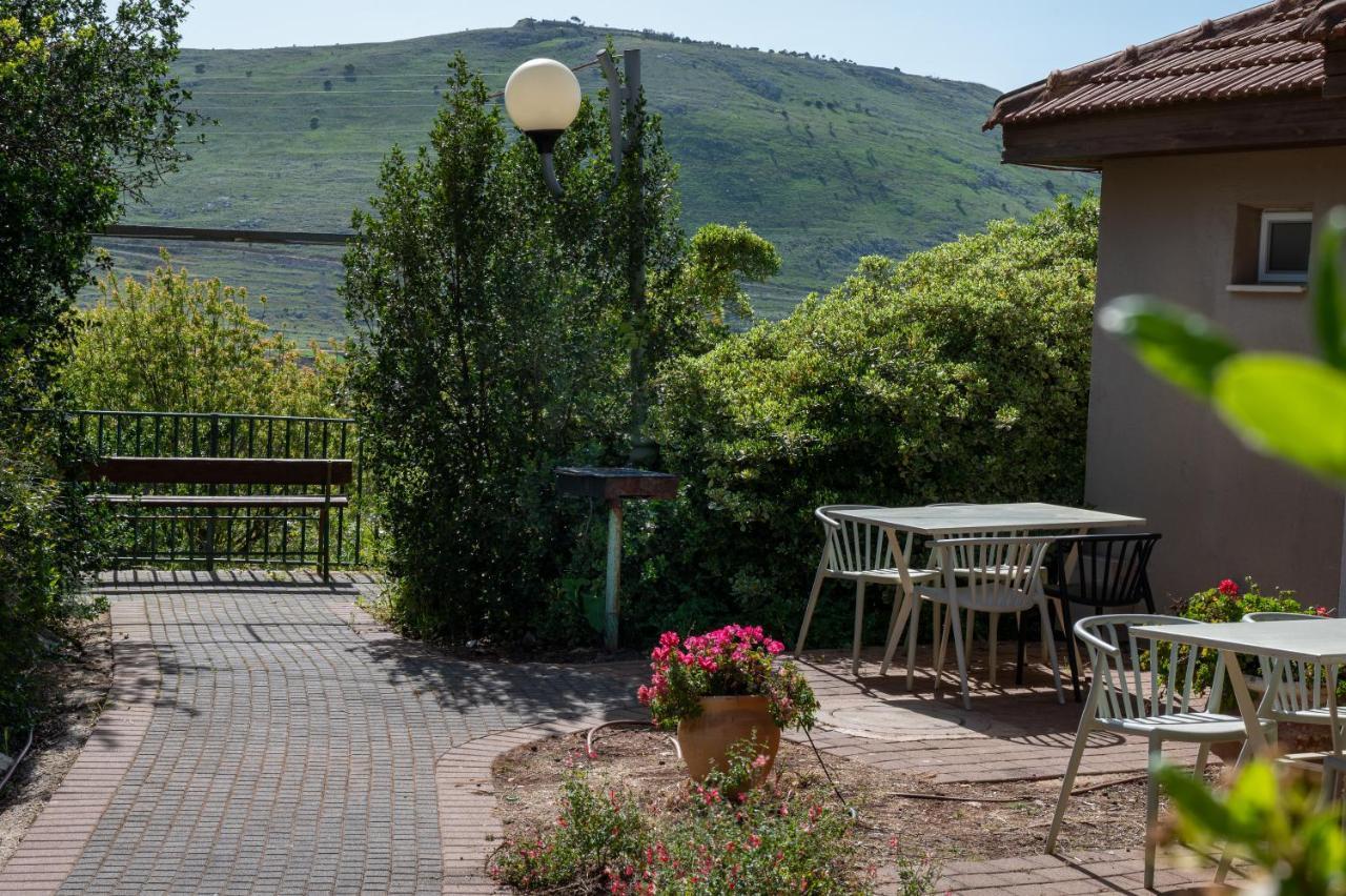 Kibbutz Malkiya Travel Hotel Malkiyya エクステリア 写真